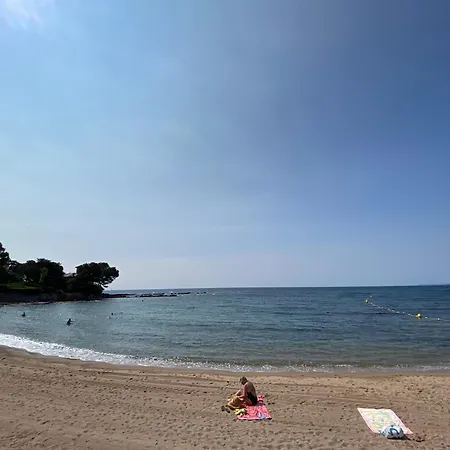 Petit Baigneur - Sea View, 150 M